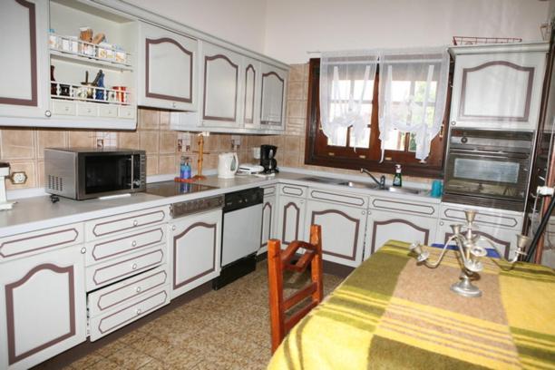 Cosy Villa Pikérmion Екстериор снимка